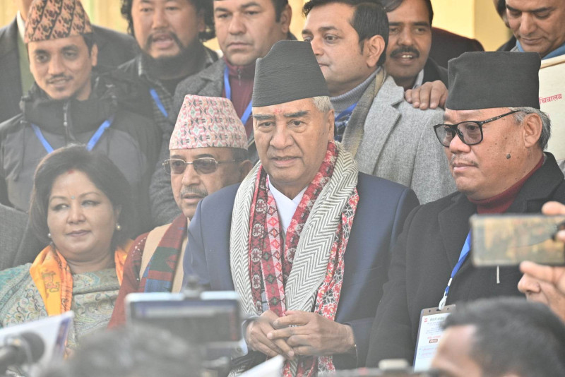 कांग्रेस संसदीय दलकाे नेतामा देउवा निर्वाचित, गगनले पाए २५ मत